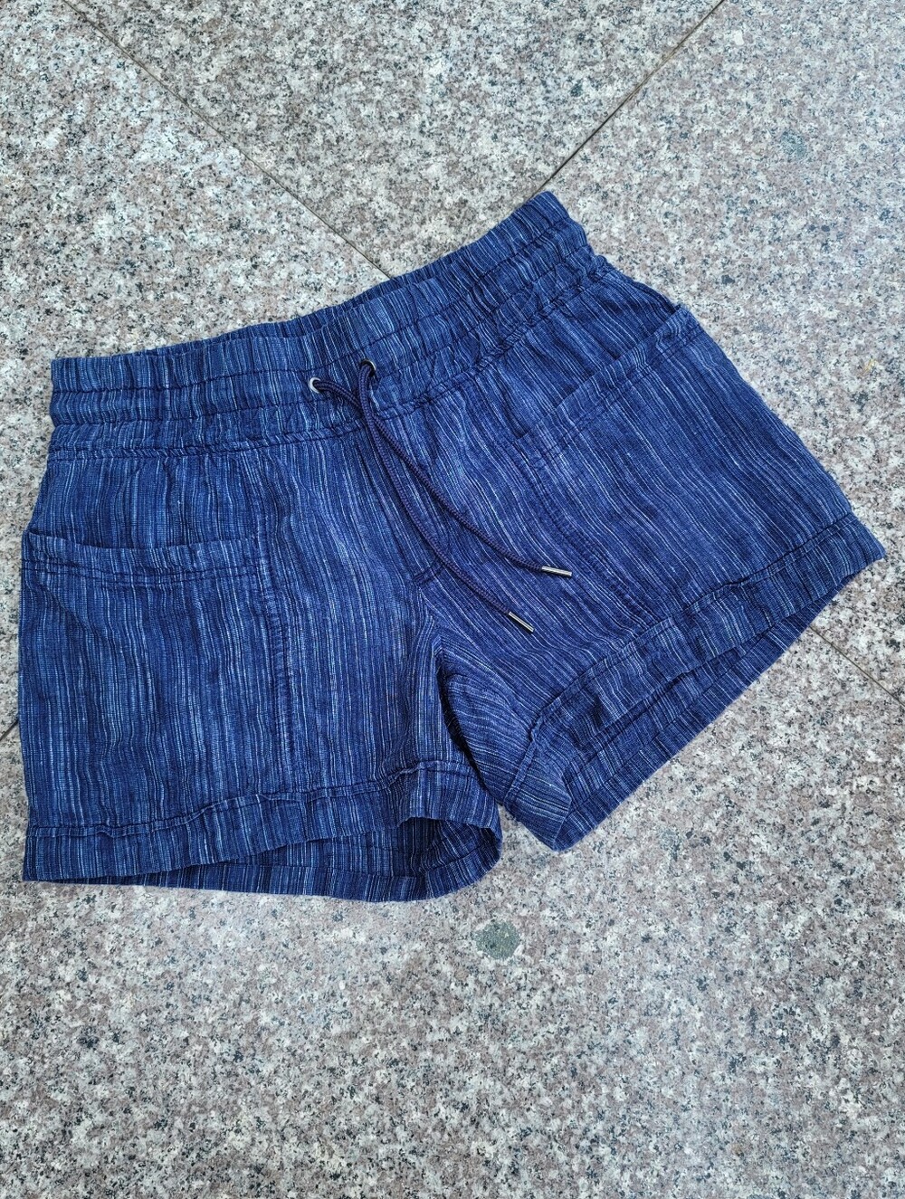 Athleta linen shorts